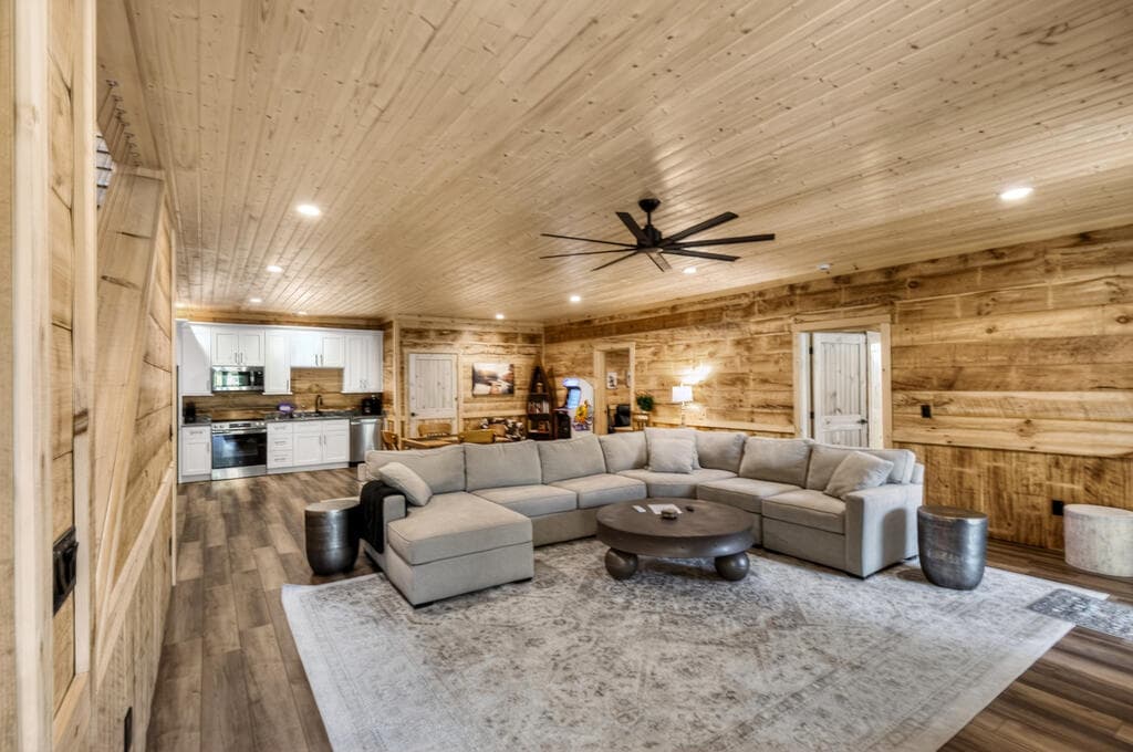 245 Bear Paw Trail, Blue Ridge GA 30513 - Photo