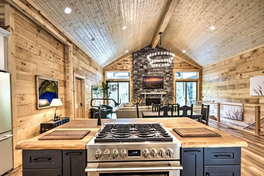 245 Bear Paw Trail, Blue Ridge GA 30513 - Photo