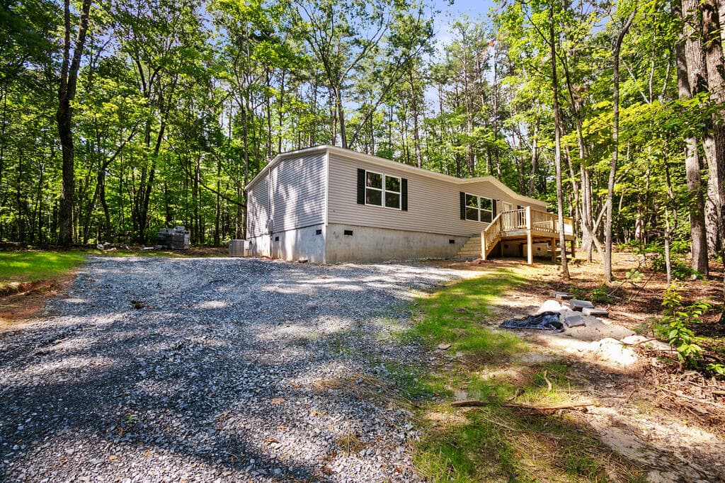 8827 Big Creek Road, Ellijay GA 30536 - Primary photo