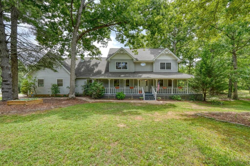 151 Sharp Top Circle, Blairsville GA 30512 - Primary photo