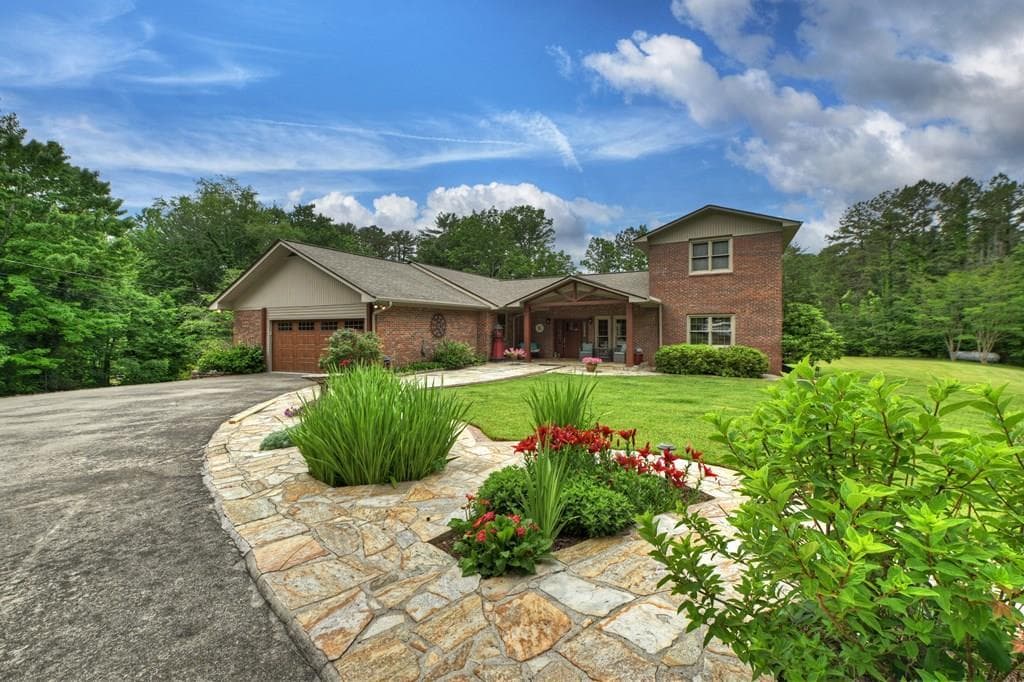 2850 Appalachian Hwy, Blue Ridge GA 30513 - Photo