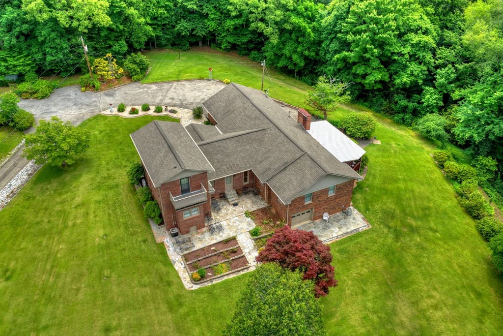 2850 Appalachian Hwy, Blue Ridge GA 30513 - Photo
