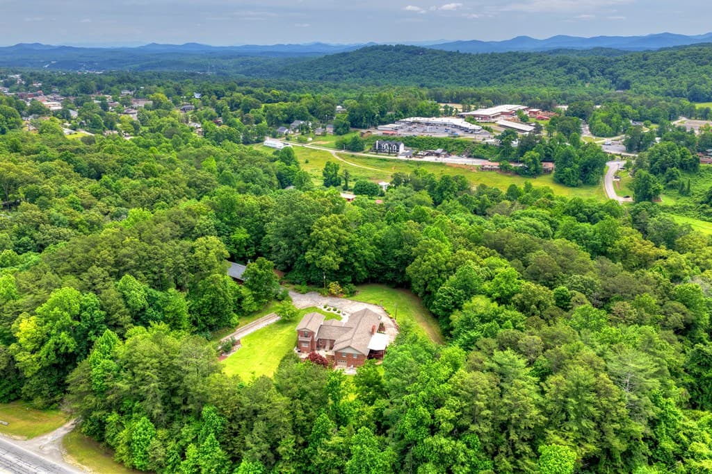 2850 Appalachian Hwy, Blue Ridge GA 30513 - Photo