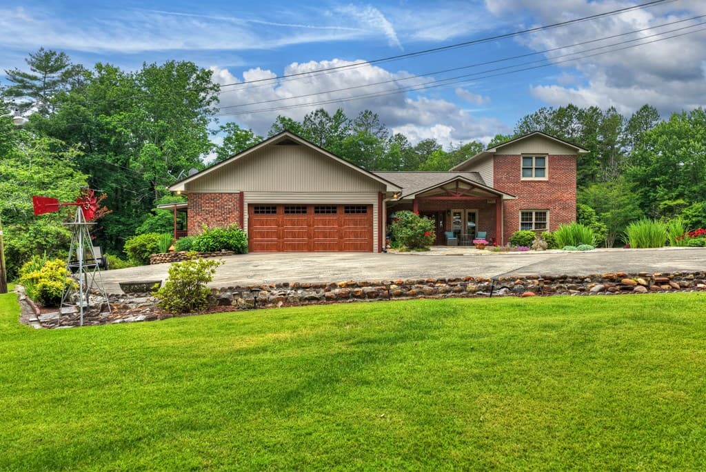 2850 Appalachian Hwy, Blue Ridge GA 30513 - Photo