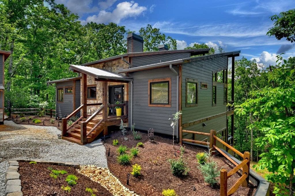 590 Deer Crest Road, Blue Ridge GA 30513 - Photo