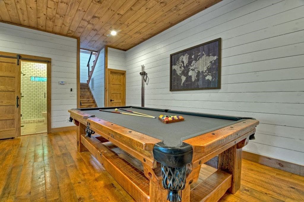 590 Deer Crest Road, Blue Ridge GA 30513 - Photo