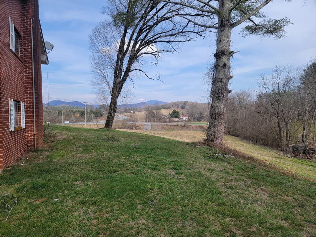 518 E Hwy 64, Hayesville NC 28904 - Photo