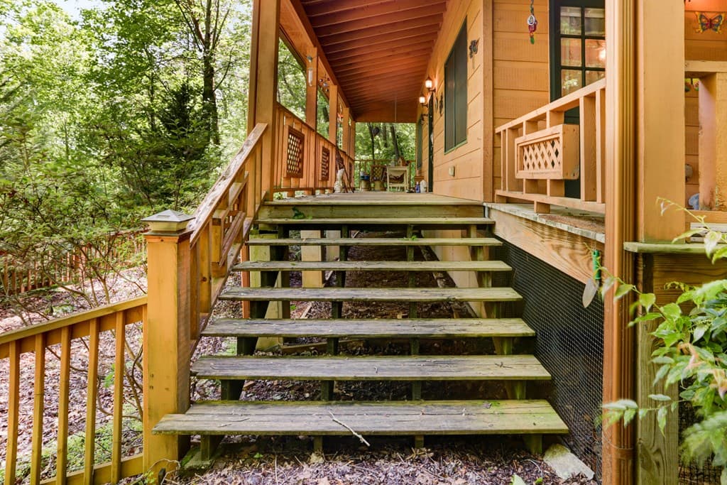 1380 Deerfield Drive, Young Harris GA 30582 - Photo