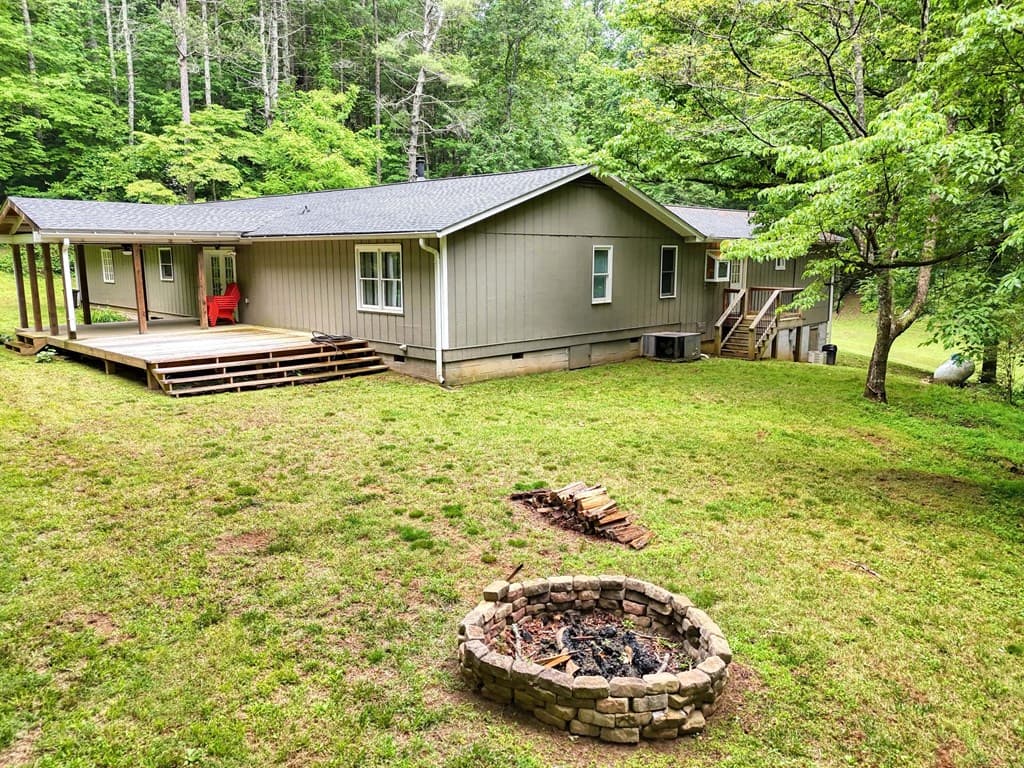 562 New Hope Club Road, Ellijay GA 30540 - Photo