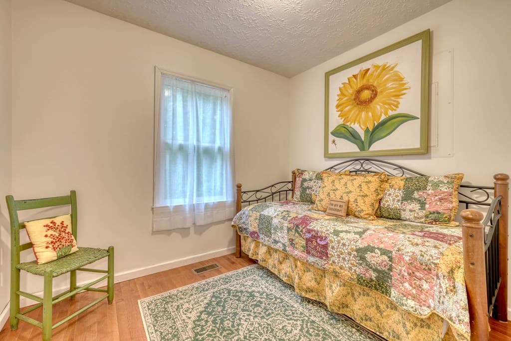 562 New Hope Club Road, Ellijay GA 30540 - Photo