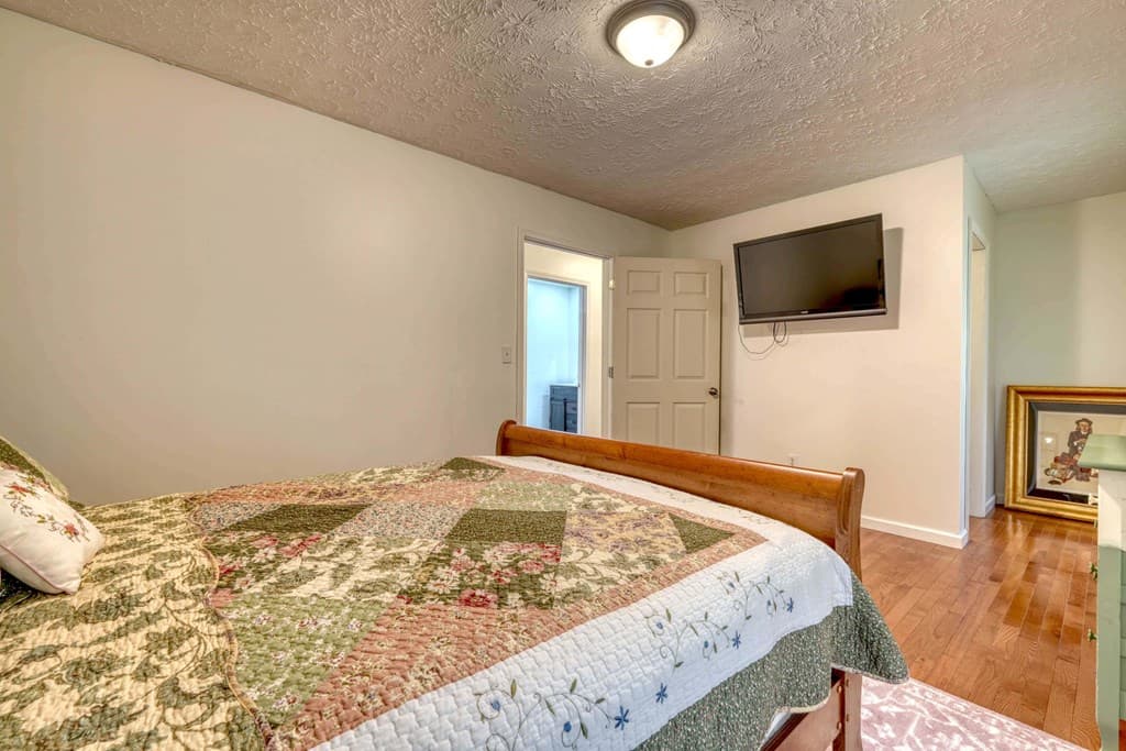 562 New Hope Club Road, Ellijay GA 30540 - Photo