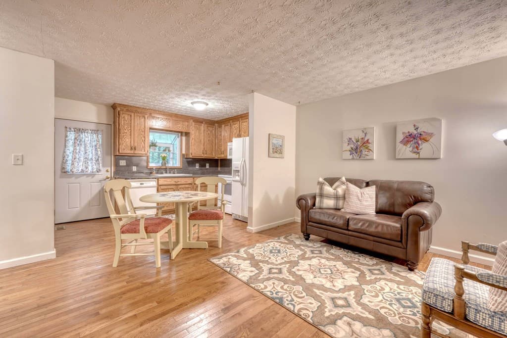 562 New Hope Club Road, Ellijay GA 30540 - Photo
