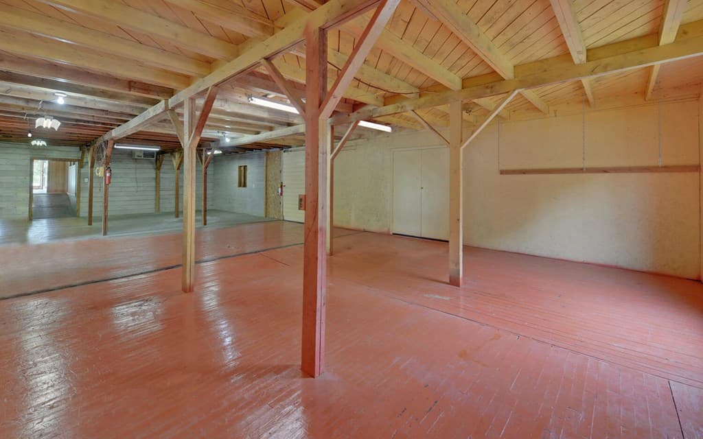 7493 Us Hwy 76 W, Young Harris GA 30582 - Photo