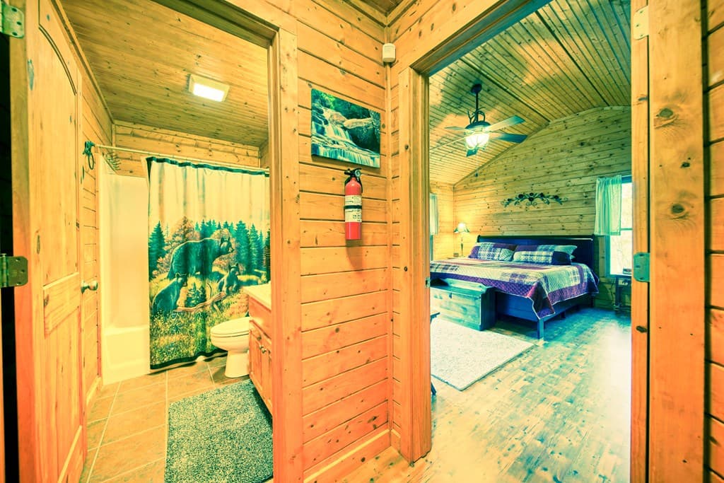 190 Ruby Lake Drive N, Hiawassee GA 30546 - Photo
