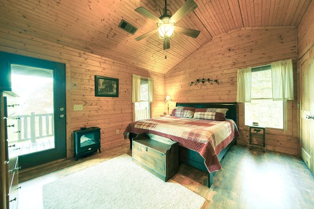 190 Ruby Lake Drive N, Hiawassee GA 30546 - Photo