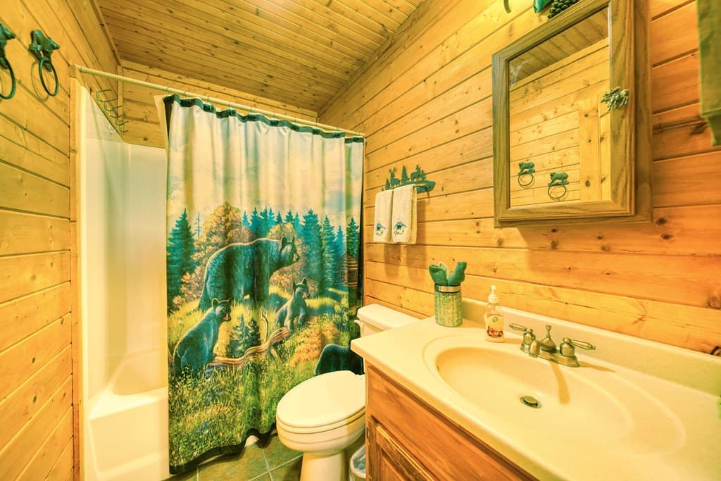 190 Ruby Lake Drive N, Hiawassee GA 30546 - Photo