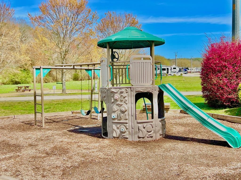 136 Mountain Meadows Circle, Morganton GA 30560 - Photo