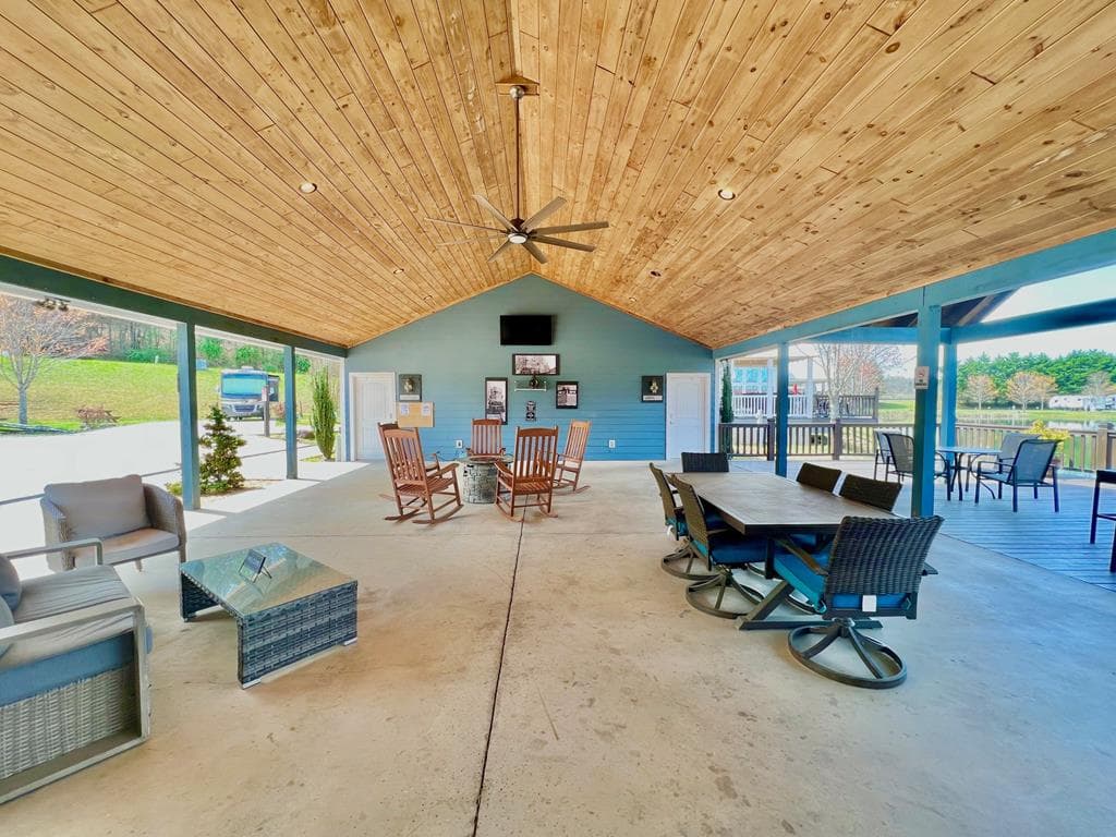 136 Mountain Meadows Circle, Morganton GA 30560 - Photo
