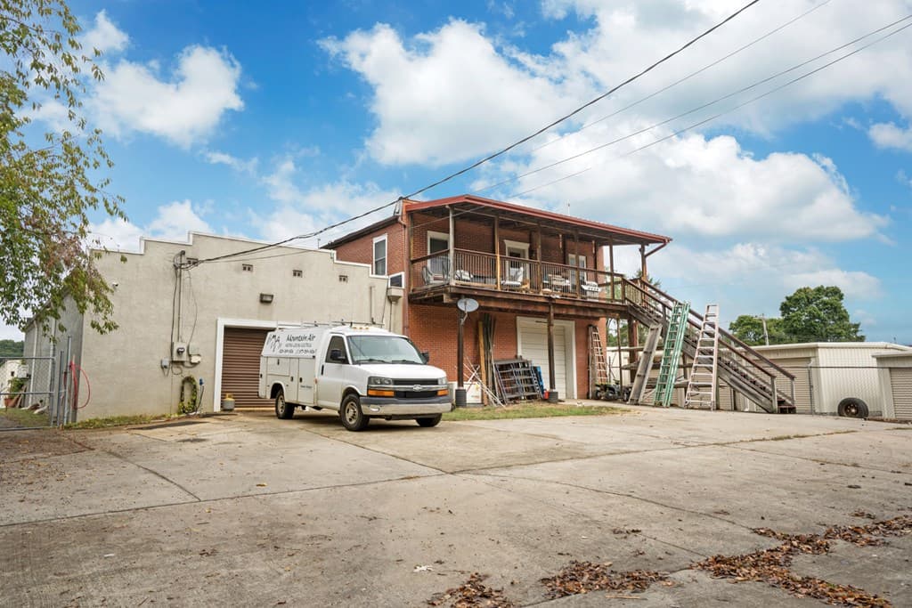 6 Sanderson Street, Hayesville NC 28904 - Photo