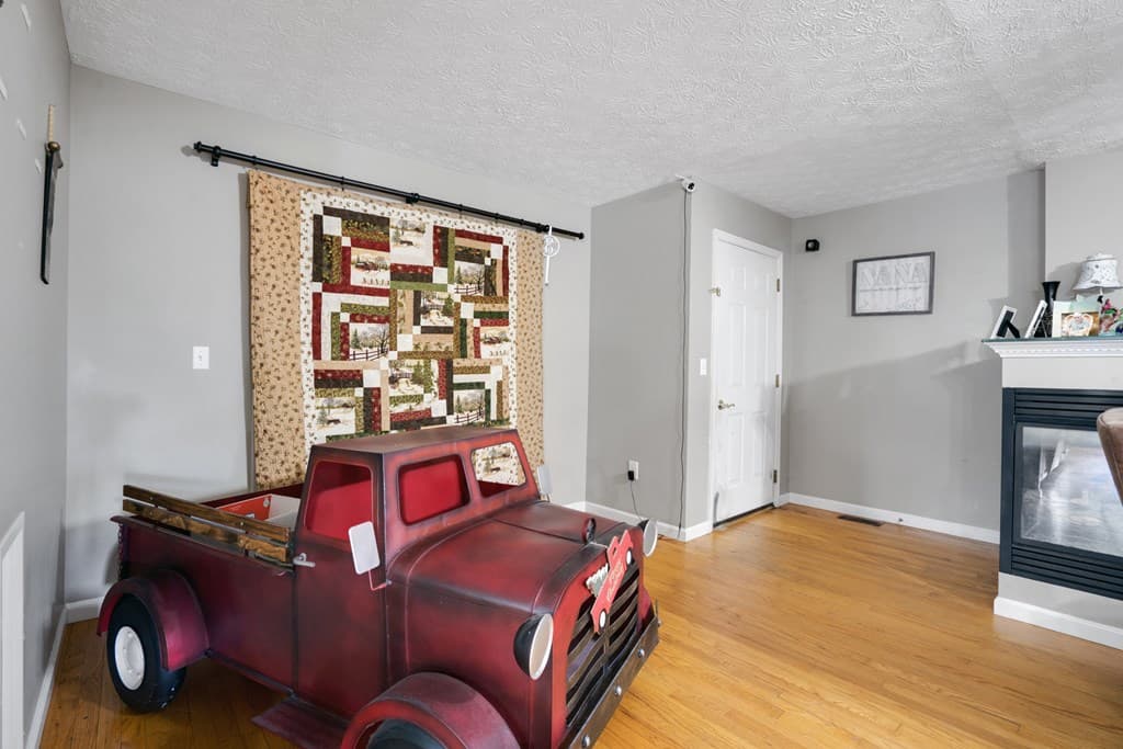 6 Sanderson Street, Hayesville NC 28904 - Photo