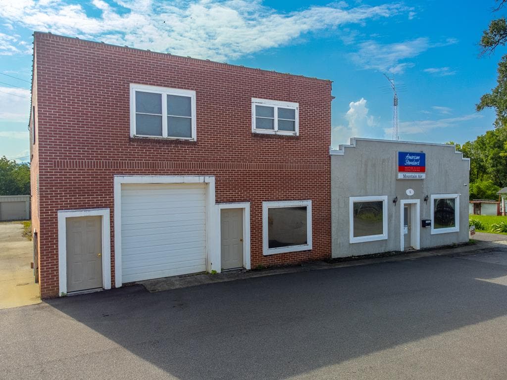 6 Sanderson Street, Hayesville NC 28904 - Photo
