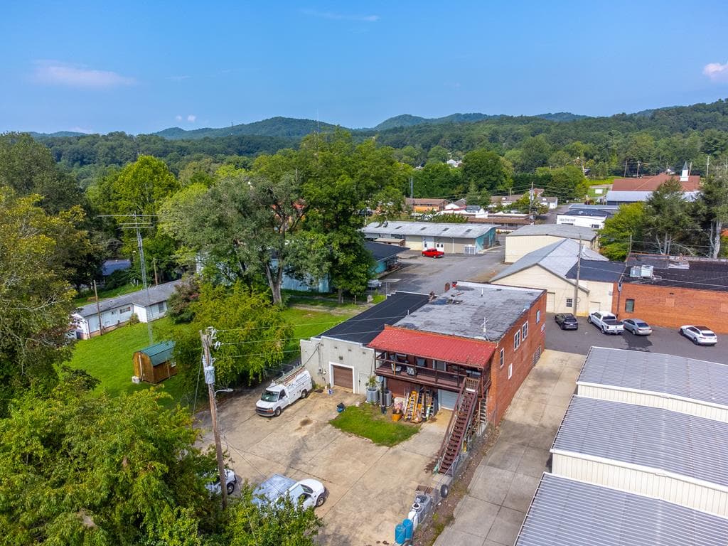 6 Sanderson Street, Hayesville NC 28904 - Photo