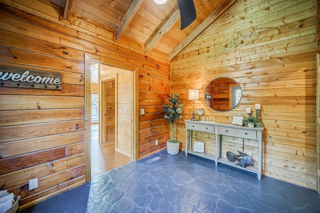 142 Bear Lake Drive, Blue Ridge GA 30513 - Photo