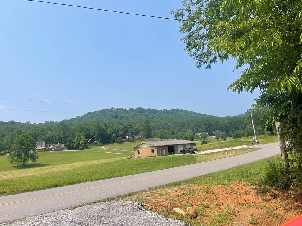 823 Hidden Lake Road, Blairsville GA 30512 - Photo