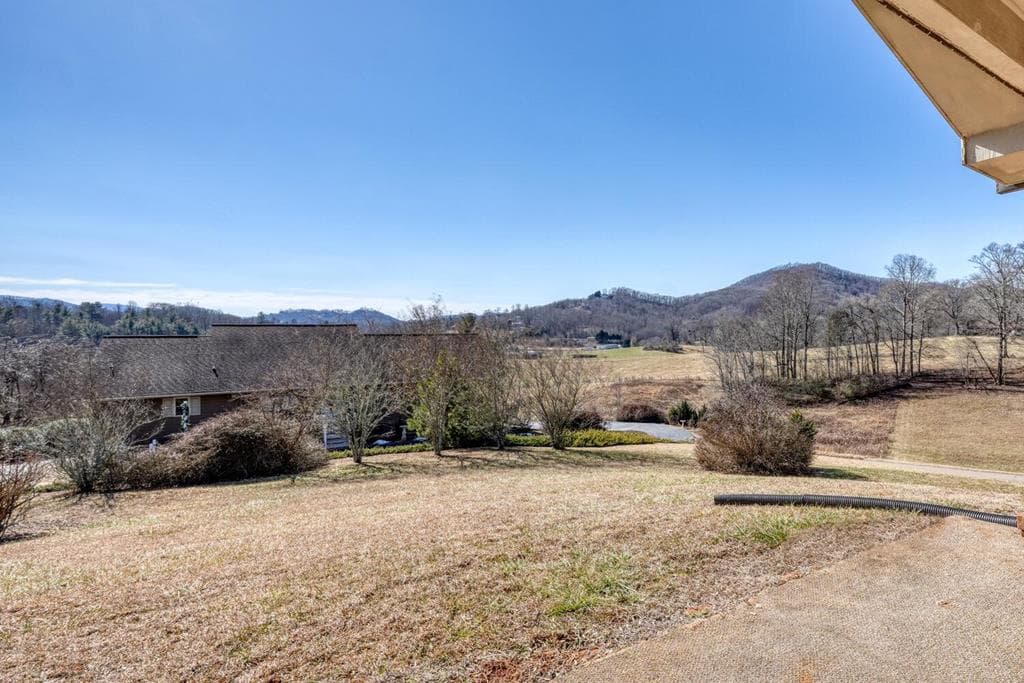 85 Chatuge Shores Circle, Hayesville NC 28904 - Photo
