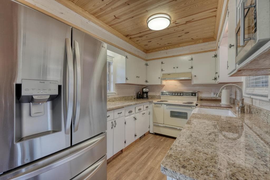 85 Chatuge Shores Circle, Hayesville NC 28904 - Photo