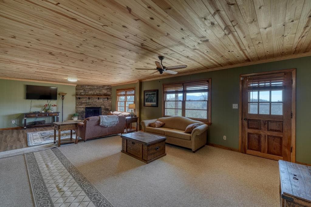 85 Chatuge Shores Circle, Hayesville NC 28904 - Photo
