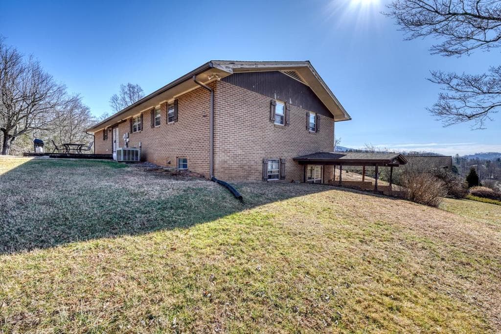 85 Chatuge Shores Circle, Hayesville NC 28904 - Photo