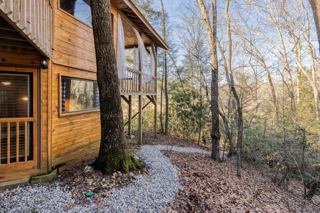 586 Newport Road, Blue Ridge GA 30513 - Photo