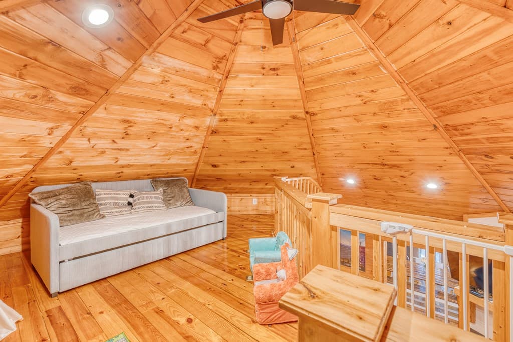 586 Newport Road, Blue Ridge GA 30513 - Photo