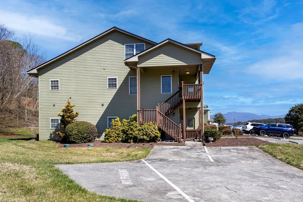 1725 Watercrest Way D, Young Harris GA 30582 - Photo