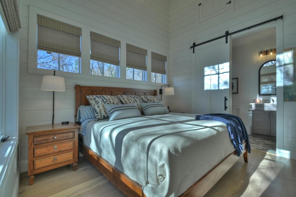 300 Old Toccoa Loop, Mineral Bluff GA 30559 - Photo