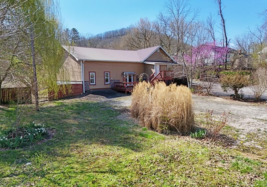 114 Kimsey Street, Blairsville GA 30512 - Photo