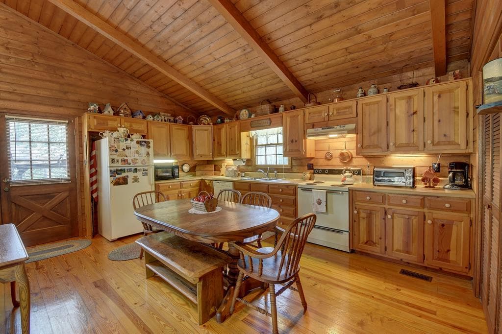 169 Wildhorse Cove Circle, Cleveland GA 30528 - Photo