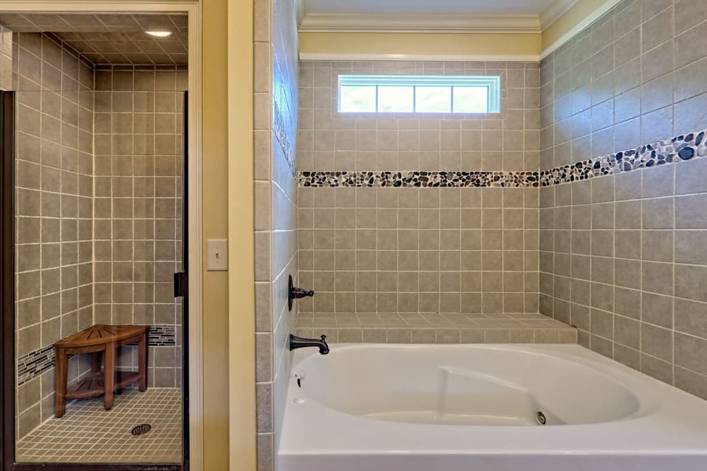 2265 Eastgate Drive, Hiawassee GA 30546 - Photo