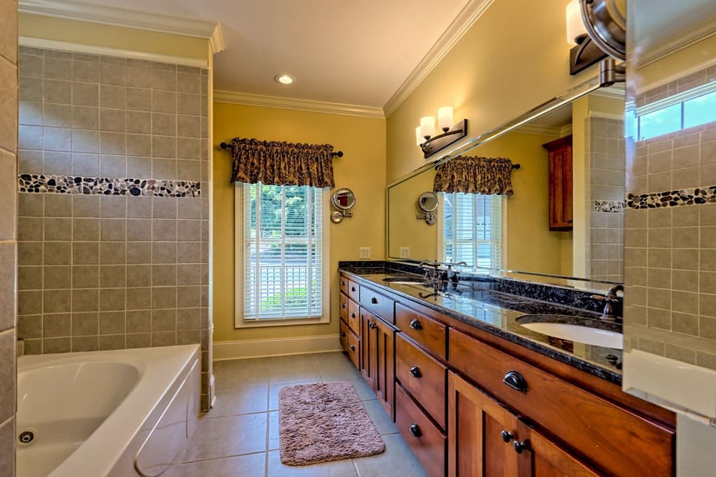 2265 Eastgate Drive, Hiawassee GA 30546 - Photo