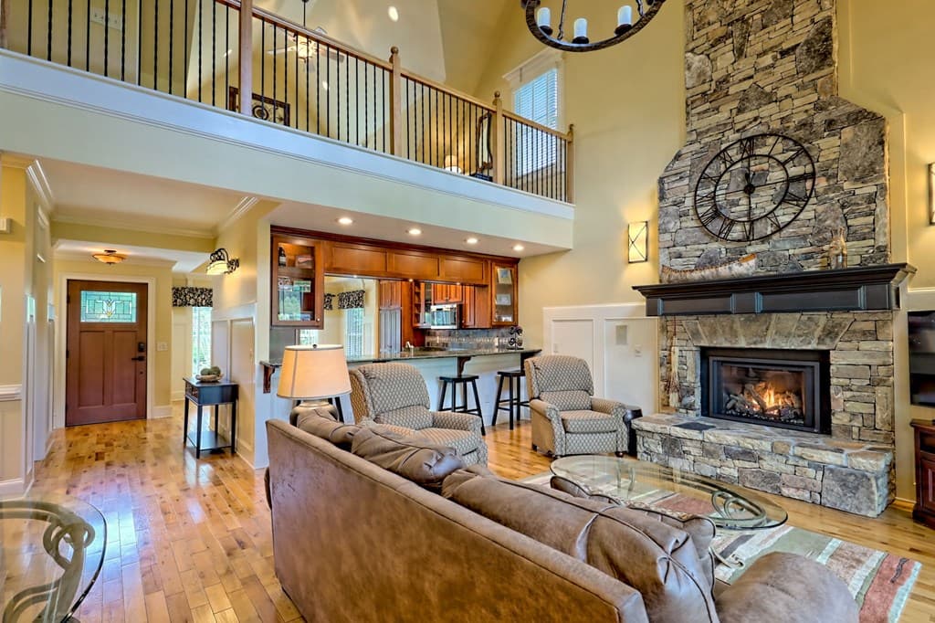 2265 Eastgate Drive, Hiawassee GA 30546 - Photo