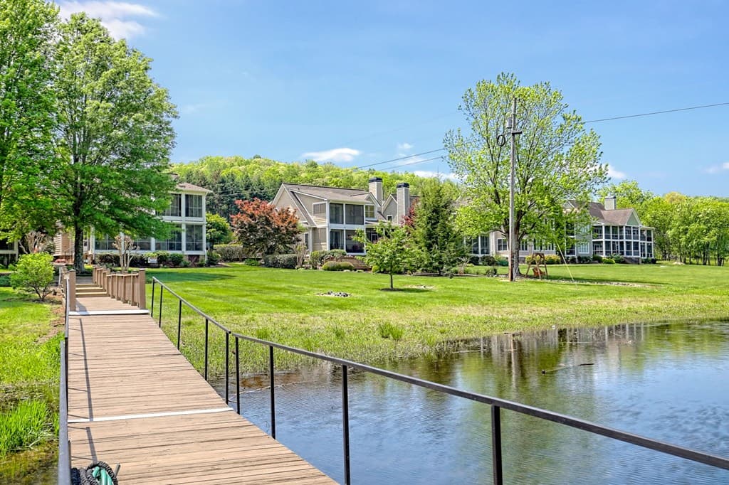 2265 Eastgate Drive, Hiawassee GA 30546 - Photo