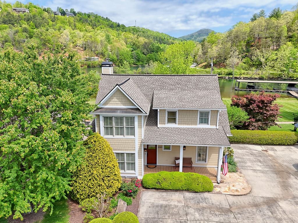 2265 Eastgate Drive, Hiawassee GA 30546 - Photo