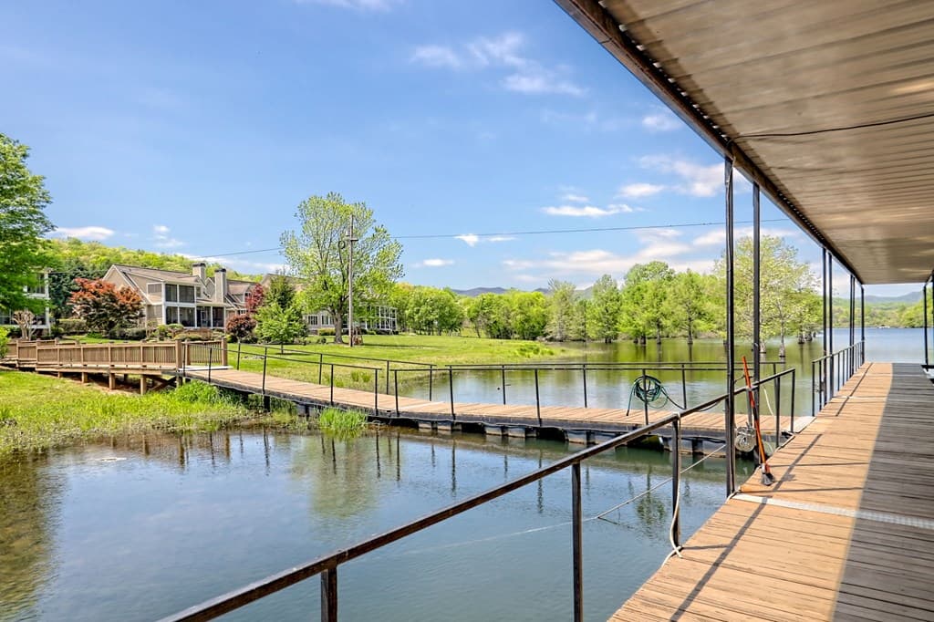 2265 Eastgate Drive, Hiawassee GA 30546 - Photo