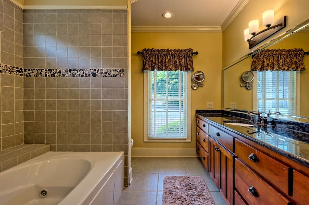 2265 Eastgate Drive, Hiawassee GA 30546 - Photo