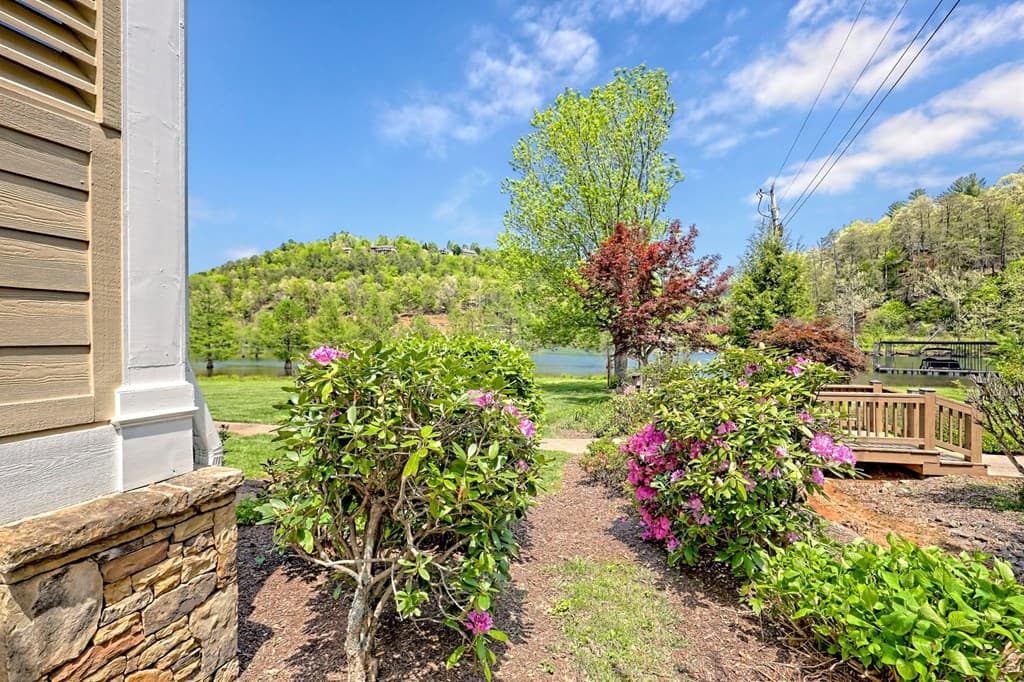 2265 Eastgate Drive, Hiawassee GA 30546 - Photo