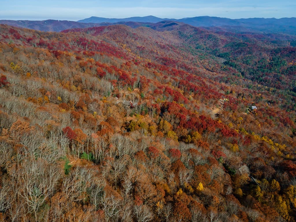 36 Utana Bluffs Trail, Ellijay GA 30540 - Photo