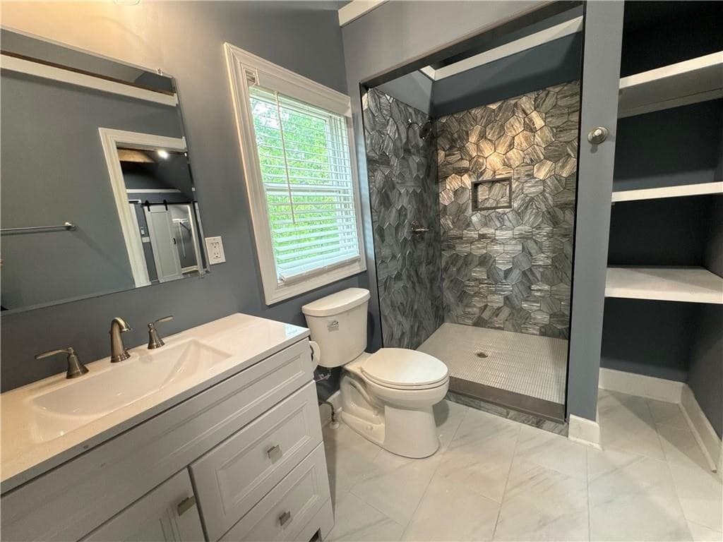 1803 Chatuge Hills Road, Hiawassee GA 30546 - Photo