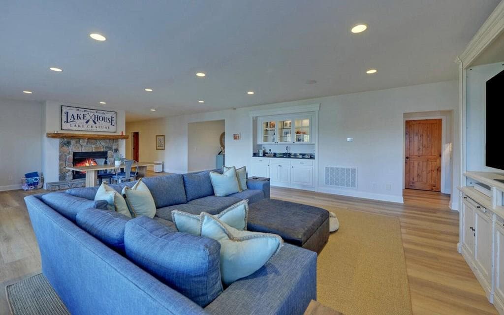 1951 Island View Drive, Hiawassee GA 30546 - Photo
