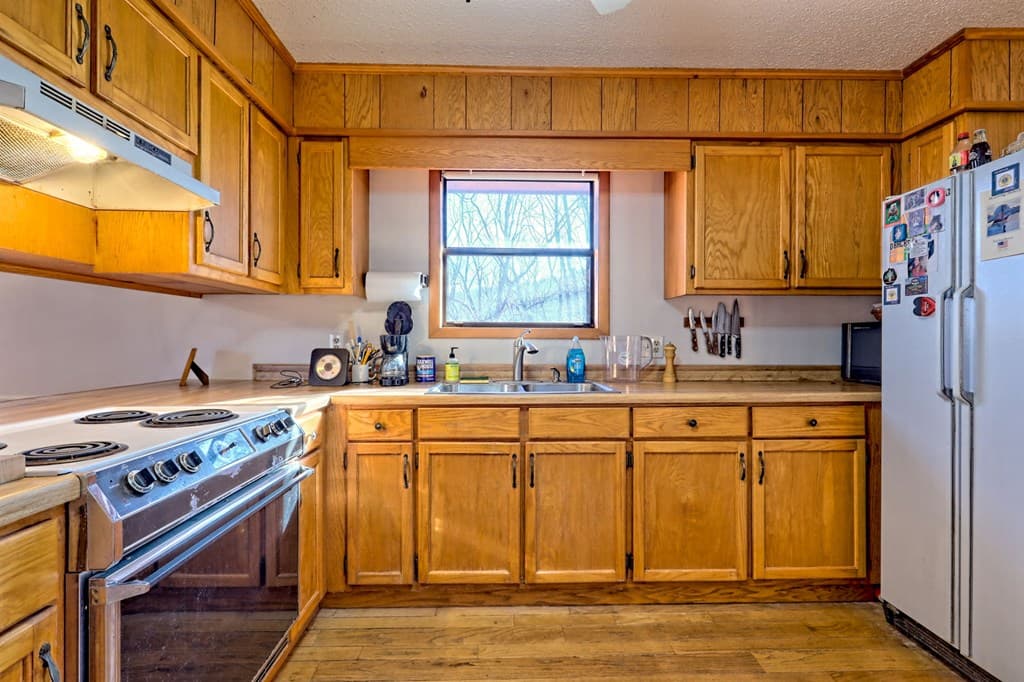 5827 Brasstown Creek Est, Young Harris GA 30582 - Photo